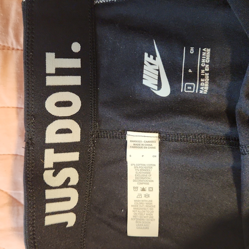 EUC Nike leggings - Picture 7 of 8